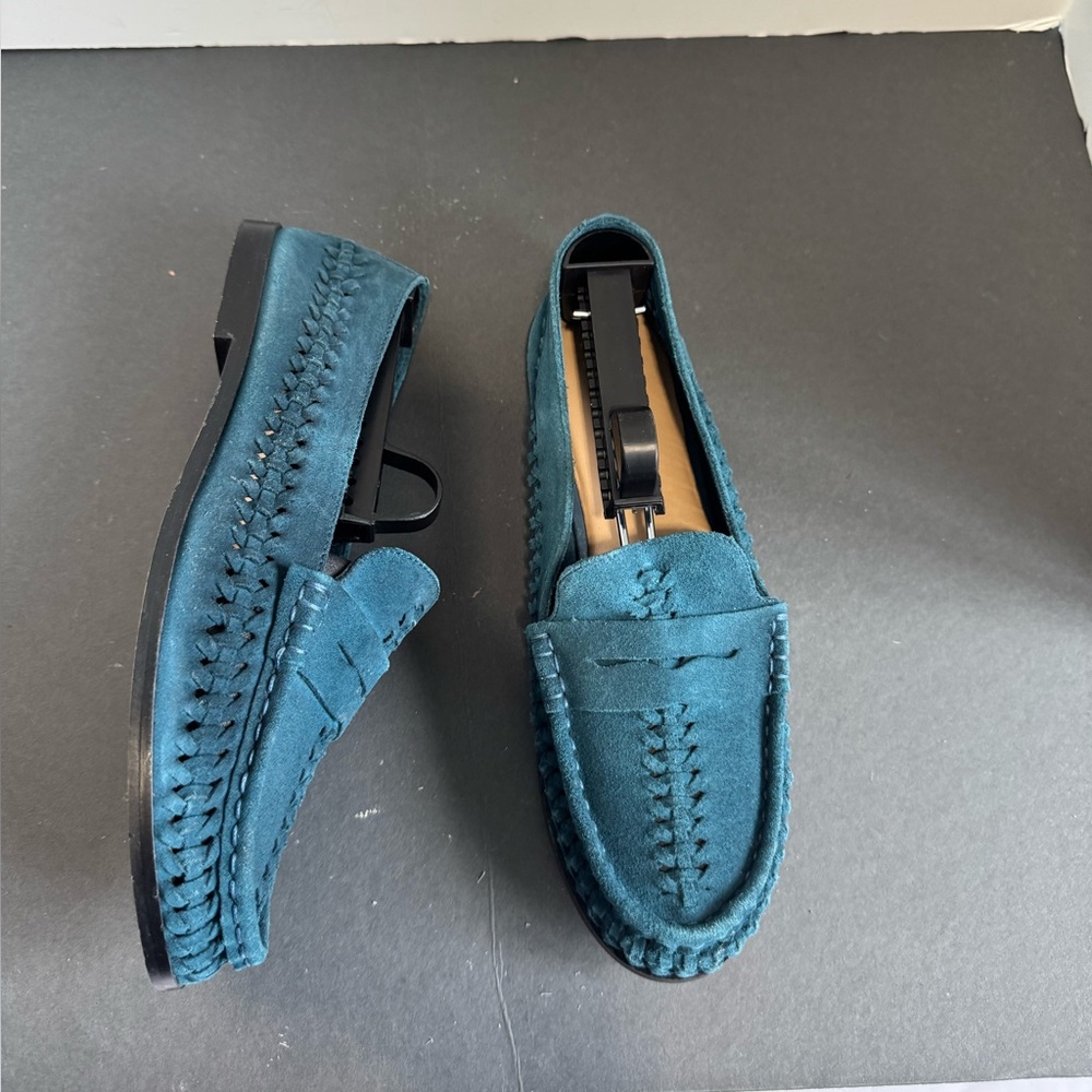 NWOT Anthropologie Pilcro Vibrant Blue Suede Woven Loafers. Size 8 - Picture 6 of 15